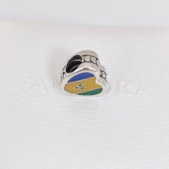 Pandora Saint Vincent and the Grenadines Flag Heart Charm Bead Pendant S925 ALE - Picture 6 of 7